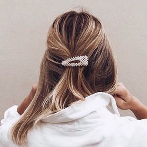 NEW | Pearl Hair Clip Accessory Hair Barrettes